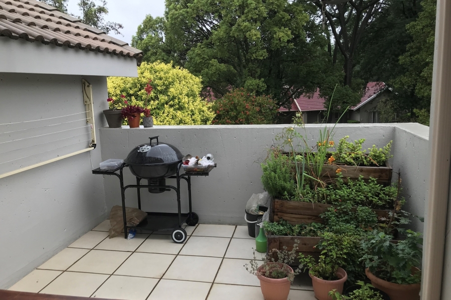 2 Bedroom Property for Sale in Bryanston Gauteng