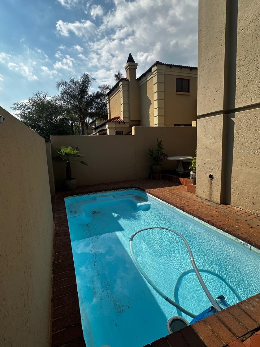 To Let 1 Bedroom Property for Rent in Centurion Golf Estate Gauteng