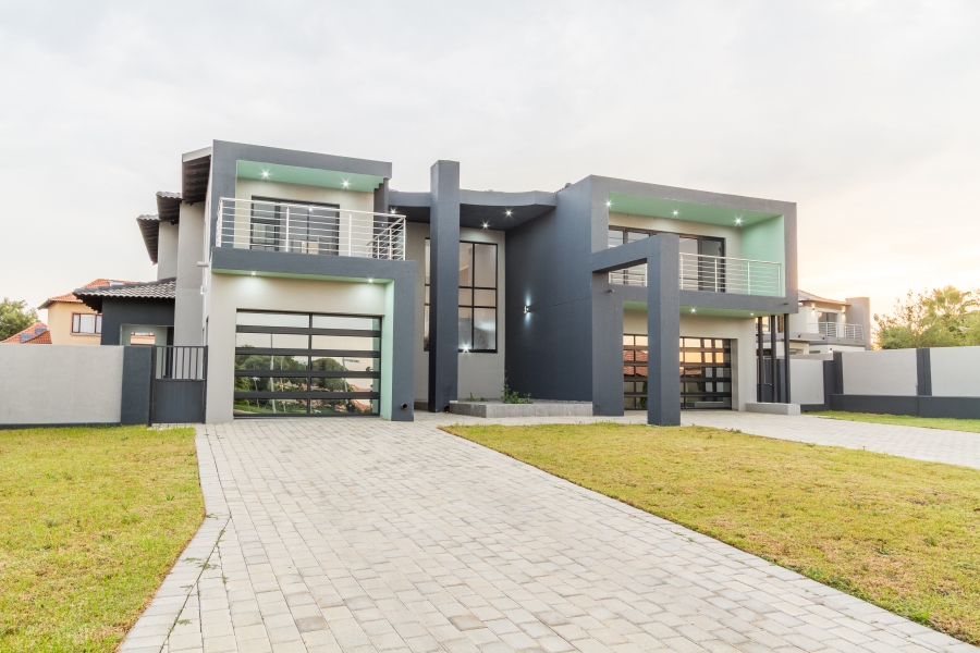 5 Bedroom Property for Sale in Savannah Country Estate Gauteng