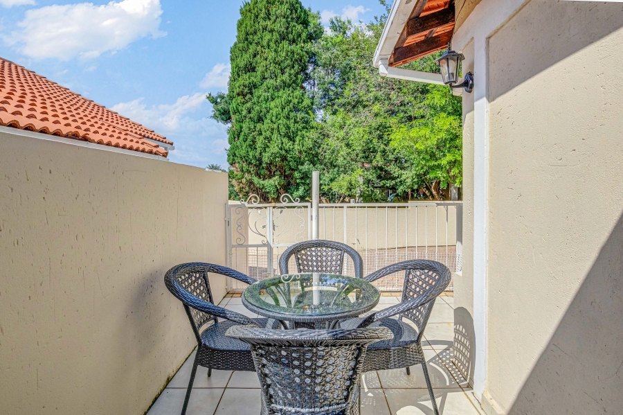 3 Bedroom Property for Sale in Lonehill Gauteng