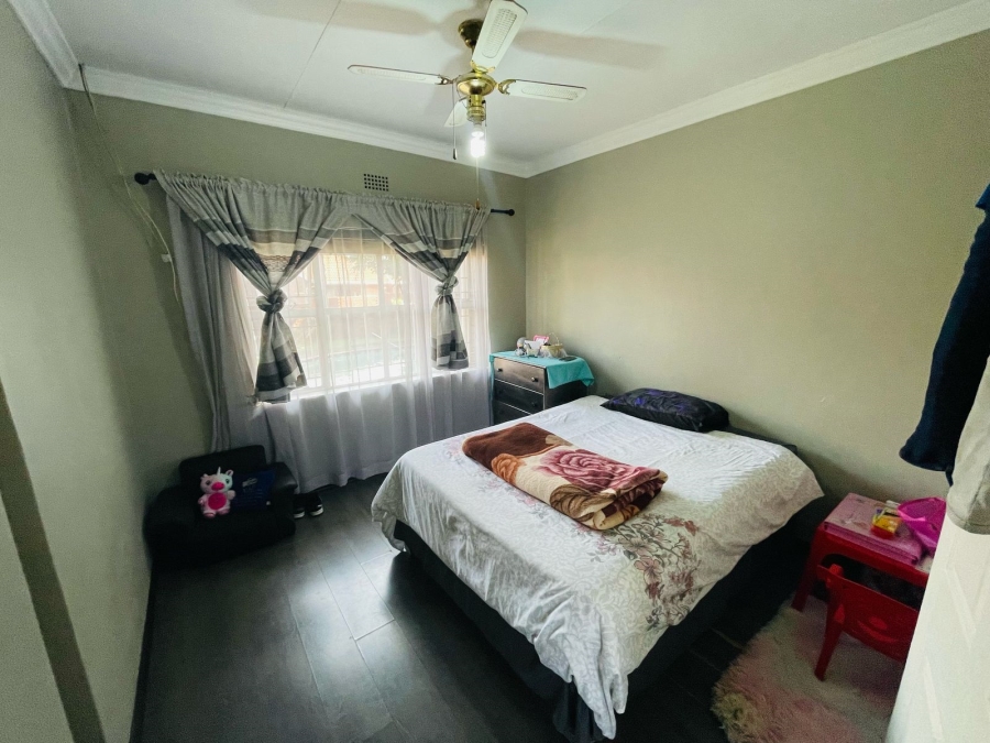 To Let 2 Bedroom Property for Rent in Birchleigh North Gauteng