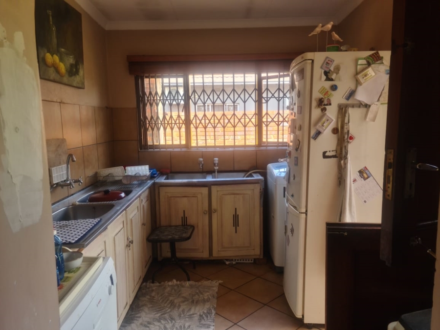 4 Bedroom Property for Sale in Rietfontein SH Gauteng