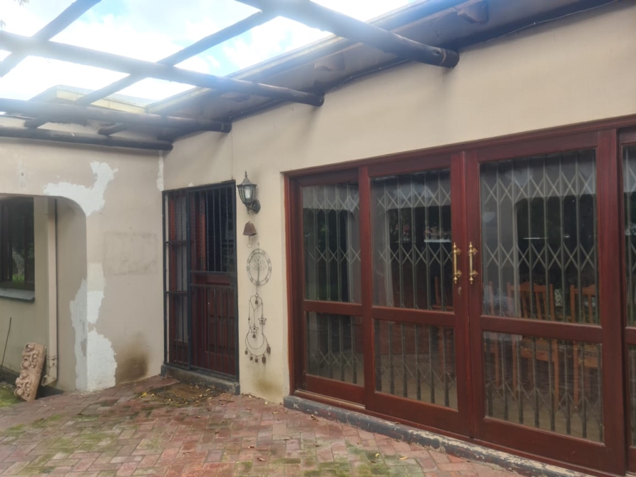 4 Bedroom Property for Sale in Rietfontein SH Gauteng