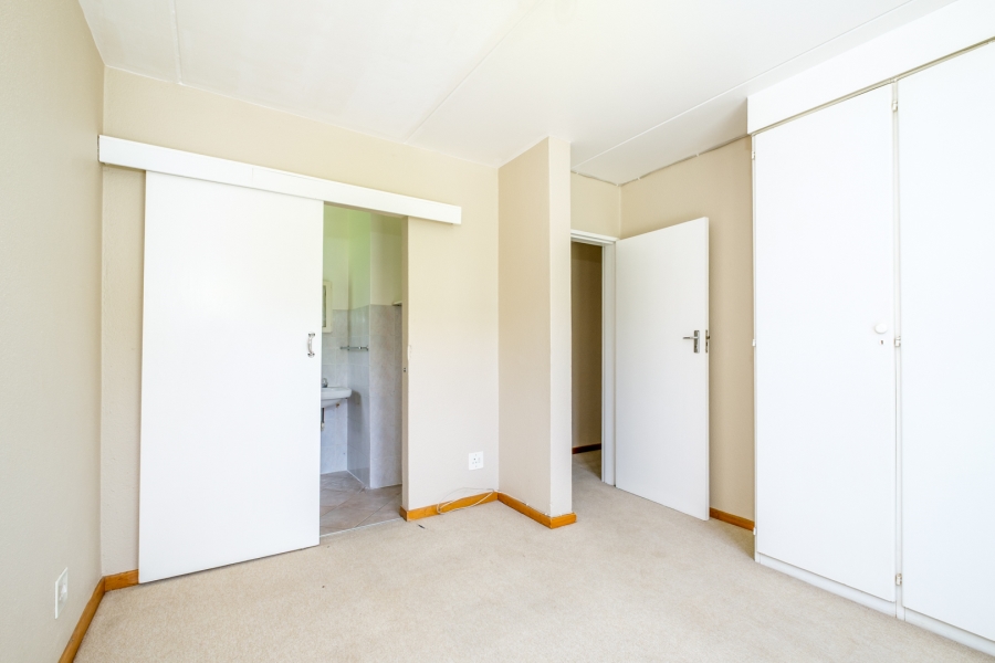 2 Bedroom Property for Sale in Boskruin Gauteng