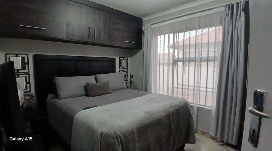 2 Bedroom Property for Sale in Alliance Gauteng