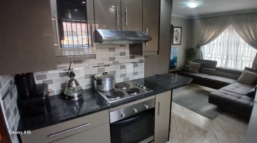 2 Bedroom Property for Sale in Alliance Gauteng