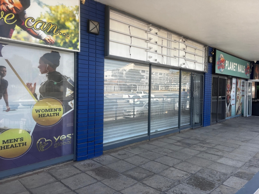 To Let commercial Property for Rent in Corlett Gardens Gauteng