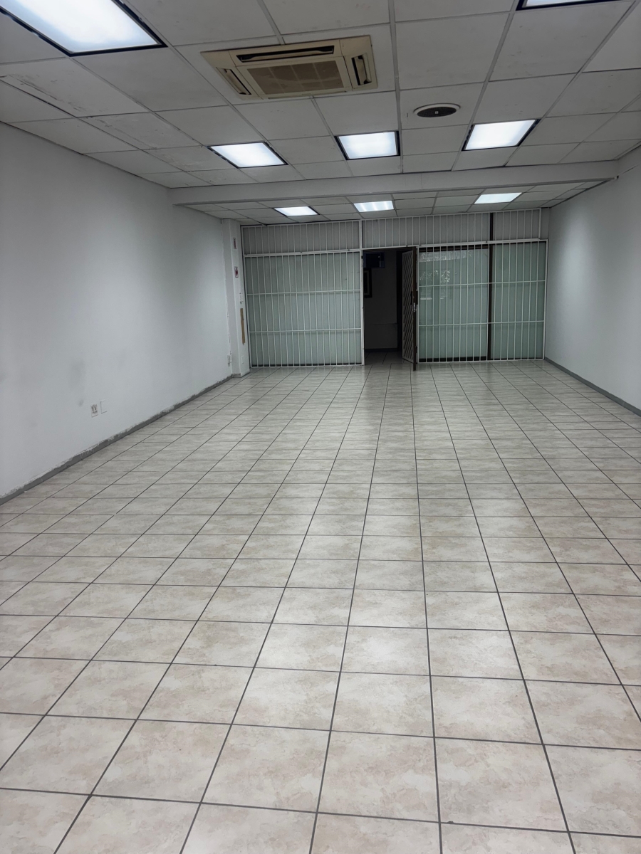 To Let commercial Property for Rent in Corlett Gardens Gauteng