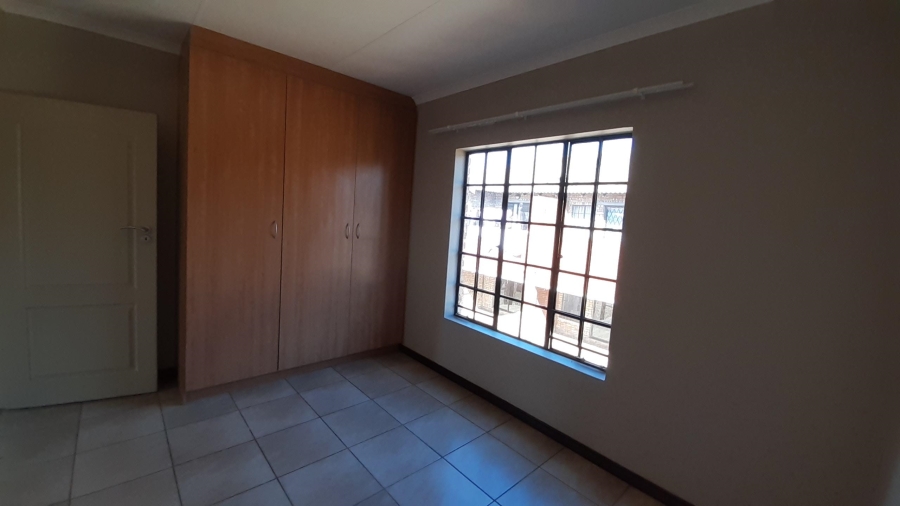 To Let 2 Bedroom Property for Rent in Meyerton Central Gauteng