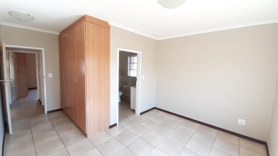 To Let 2 Bedroom Property for Rent in Meyerton Central Gauteng