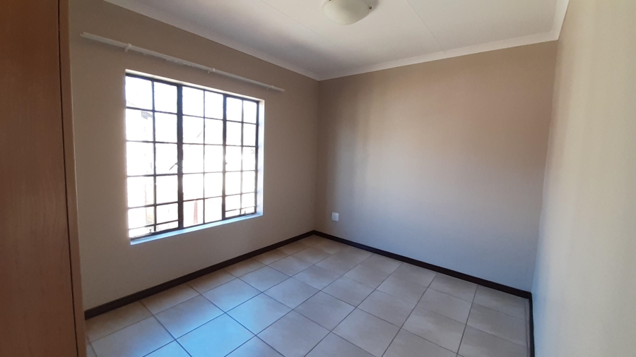 To Let 2 Bedroom Property for Rent in Meyerton Central Gauteng