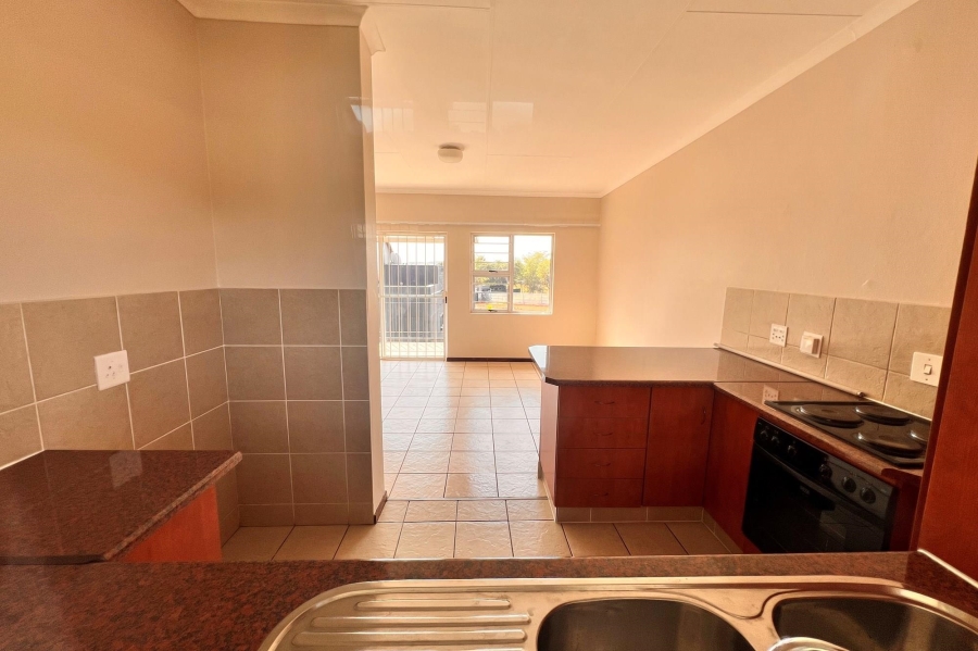 1 Bedroom Property for Sale in Sinoville Gauteng