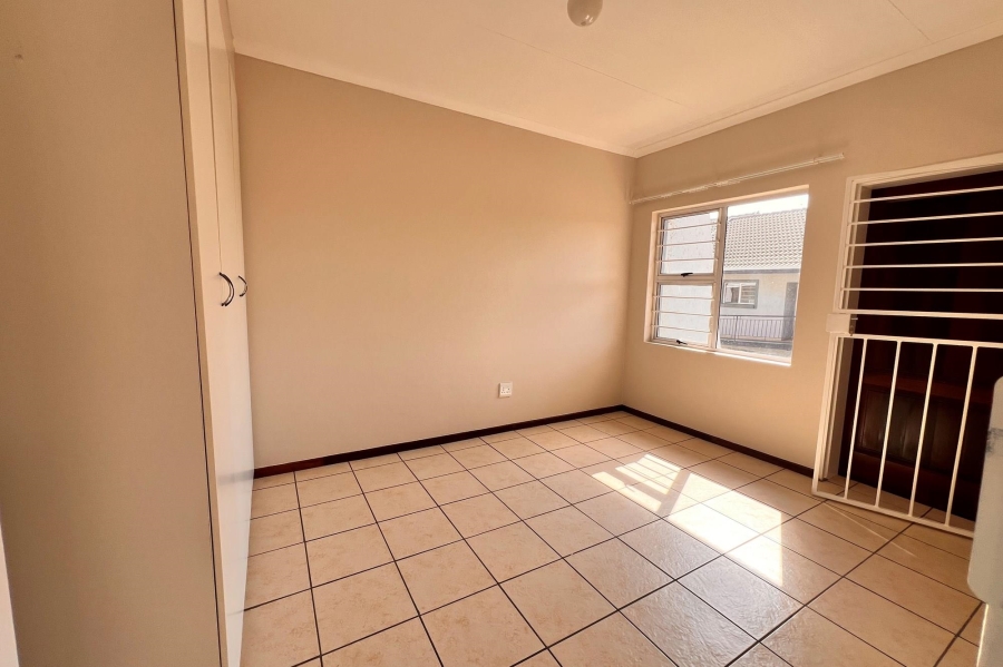 1 Bedroom Property for Sale in Sinoville Gauteng