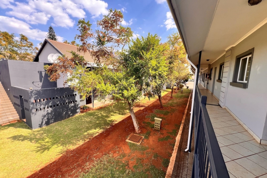 1 Bedroom Property for Sale in Sinoville Gauteng