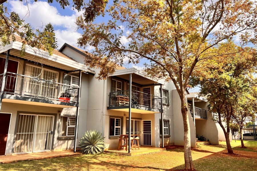 1 Bedroom Property for Sale in Sinoville Gauteng