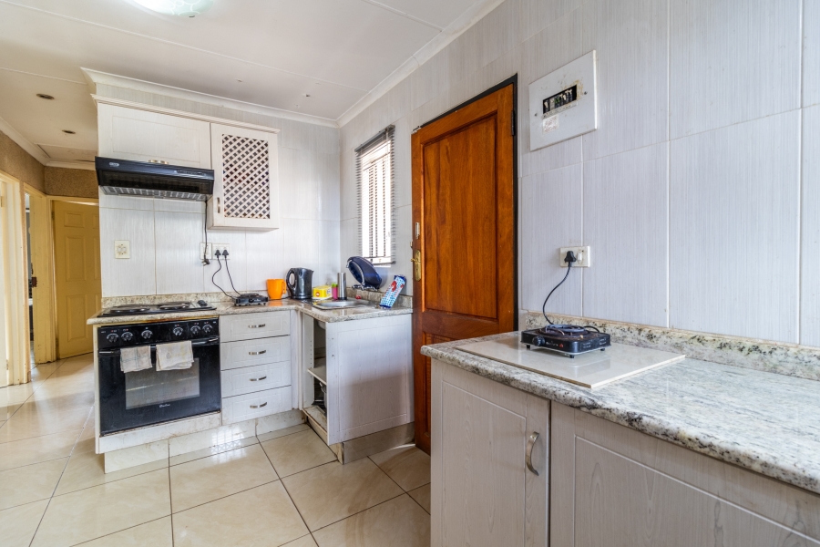 3 Bedroom Property for Sale in Zakariyya Park Gauteng