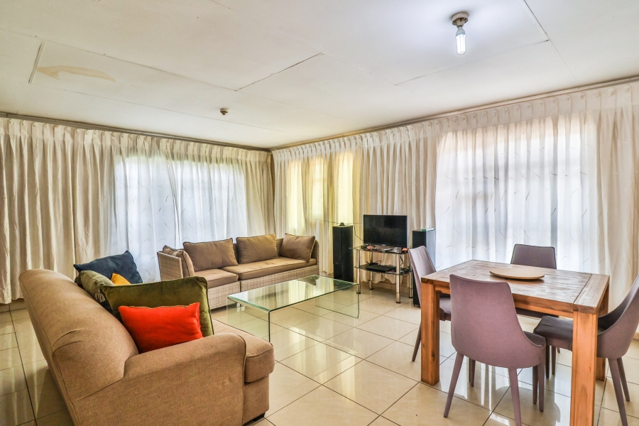 3 Bedroom Property for Sale in Zakariyya Park Gauteng