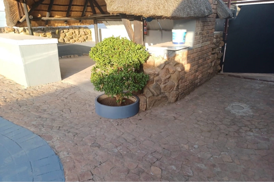 To Let 1 Bedroom Property for Rent in Dalpark Gauteng