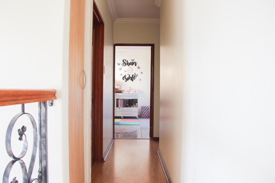 3 Bedroom Property for Sale in Broadacres Gauteng
