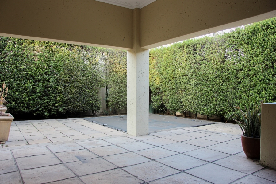 3 Bedroom Property for Sale in Broadacres Gauteng
