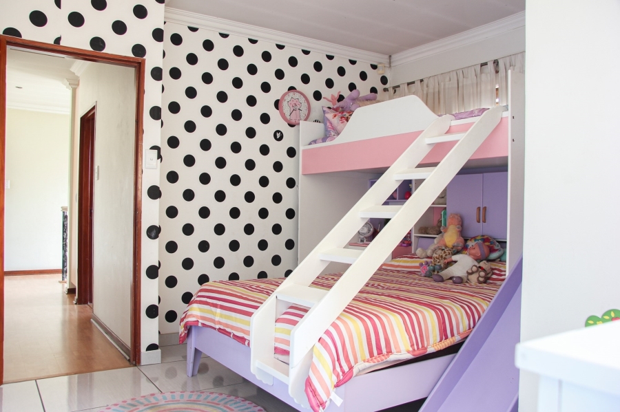 3 Bedroom Property for Sale in Broadacres Gauteng