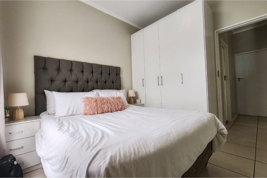 2 Bedroom Property for Sale in Grand Central Gauteng