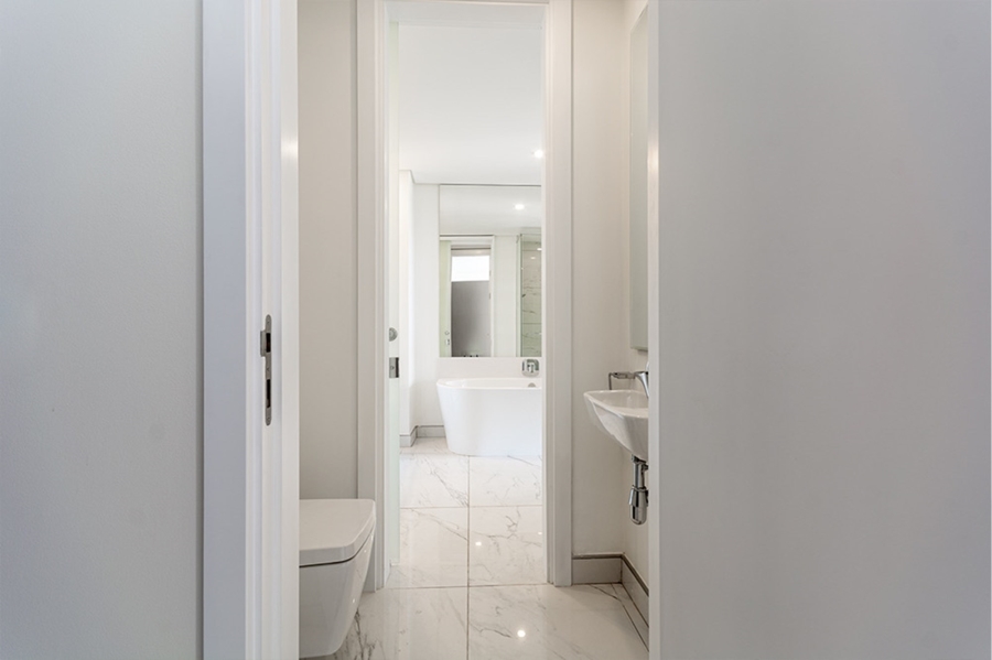 1 Bedroom Property for Sale in Rivonia Gauteng