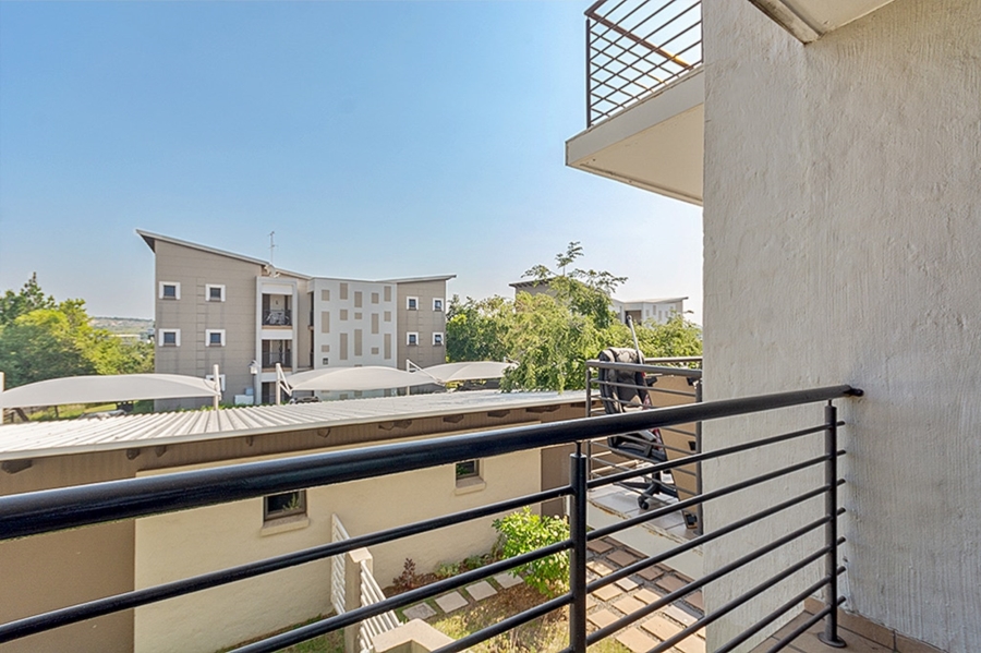 To Let 2 Bedroom Property for Rent in Fourways Gauteng