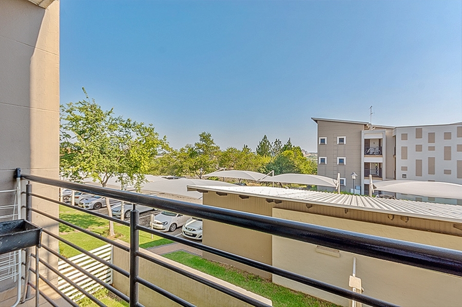 To Let 2 Bedroom Property for Rent in Fourways Gauteng