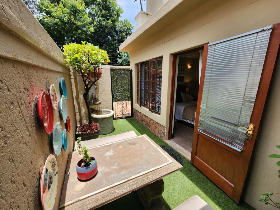 To Let 2 Bedroom Property for Rent in Waterkloof Ridge Gauteng