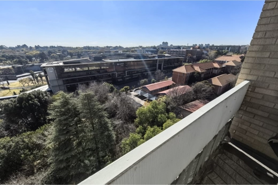 To Let 1 Bedroom Property for Rent in Parktown Gauteng