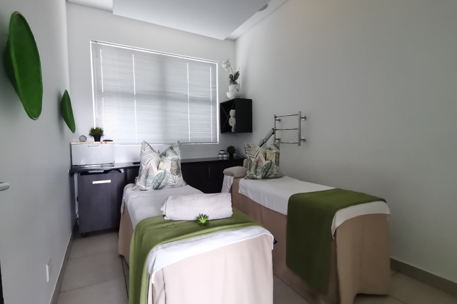 2 Bedroom Property for Sale in Greenstone Hill Gauteng