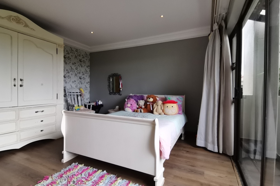 3 Bedroom Property for Sale in Greenstone Hill Gauteng