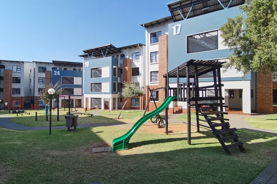2 Bedroom Property for Sale in Greenstone Hill Gauteng