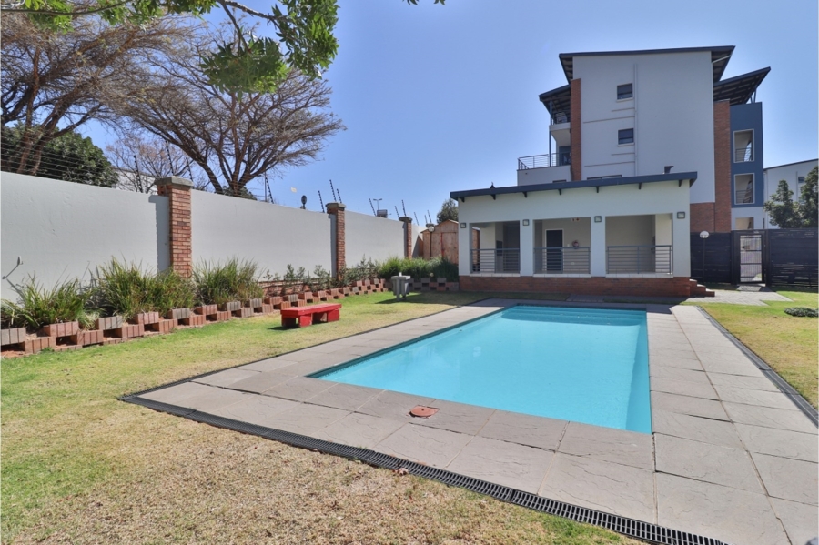 2 Bedroom Property for Sale in Greenstone Hill Gauteng
