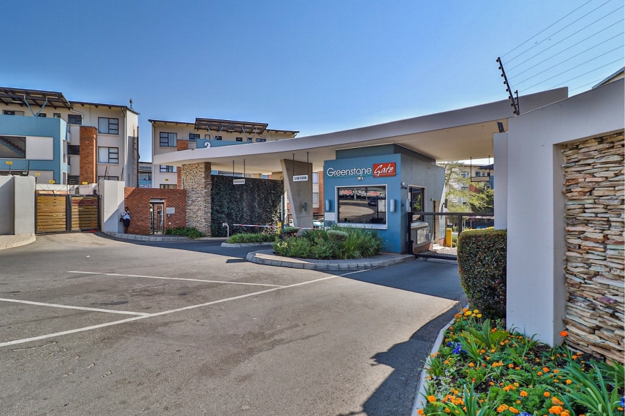 2 Bedroom Property for Sale in Greenstone Hill Gauteng
