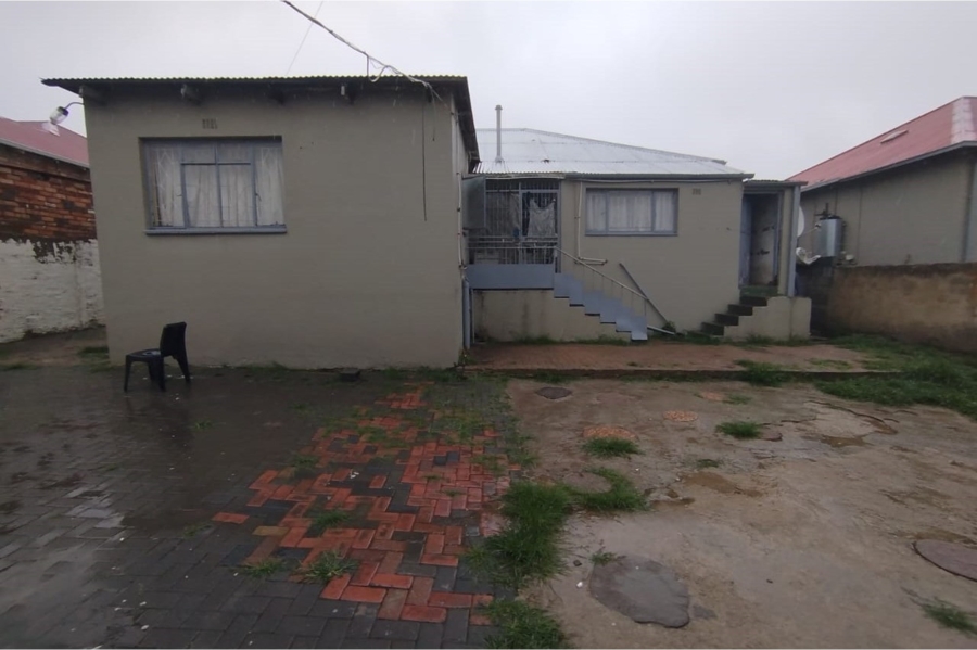 5 Bedroom Property for Sale in Rosettenville Gauteng