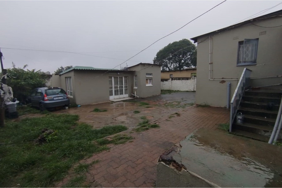 5 Bedroom Property for Sale in Rosettenville Gauteng
