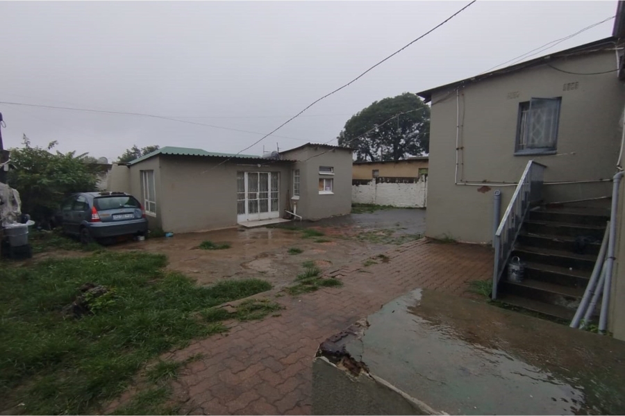 5 Bedroom Property for Sale in Rosettenville Gauteng