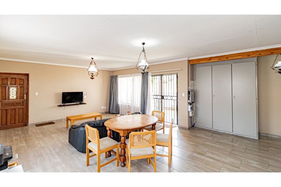 2 Bedroom Property for Sale in Moreleta Park Gauteng