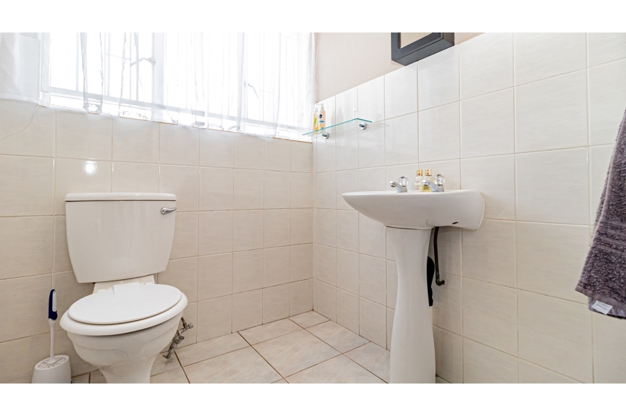 2 Bedroom Property for Sale in Moreleta Park Gauteng