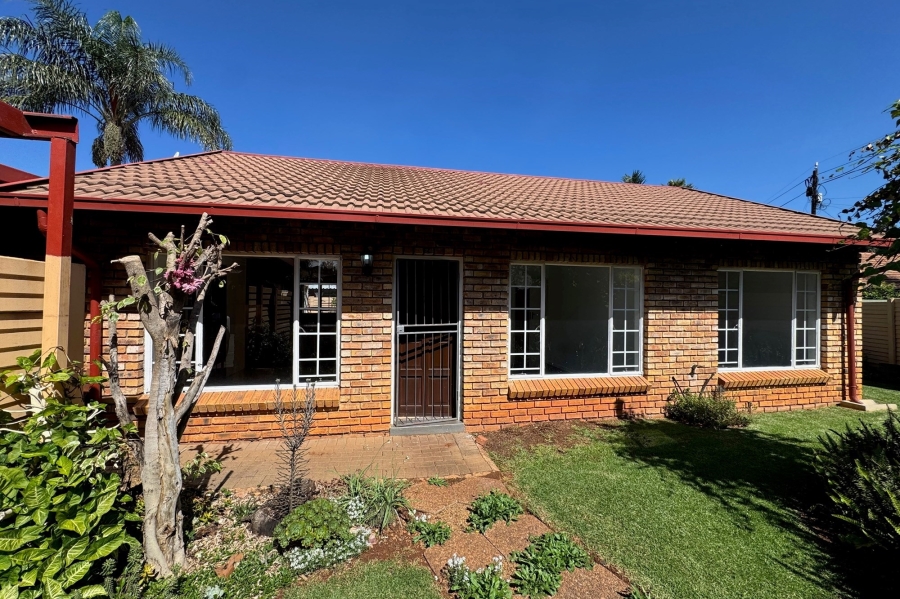 3 Bedroom Property for Sale in Pierre Van Ryneveld Gauteng