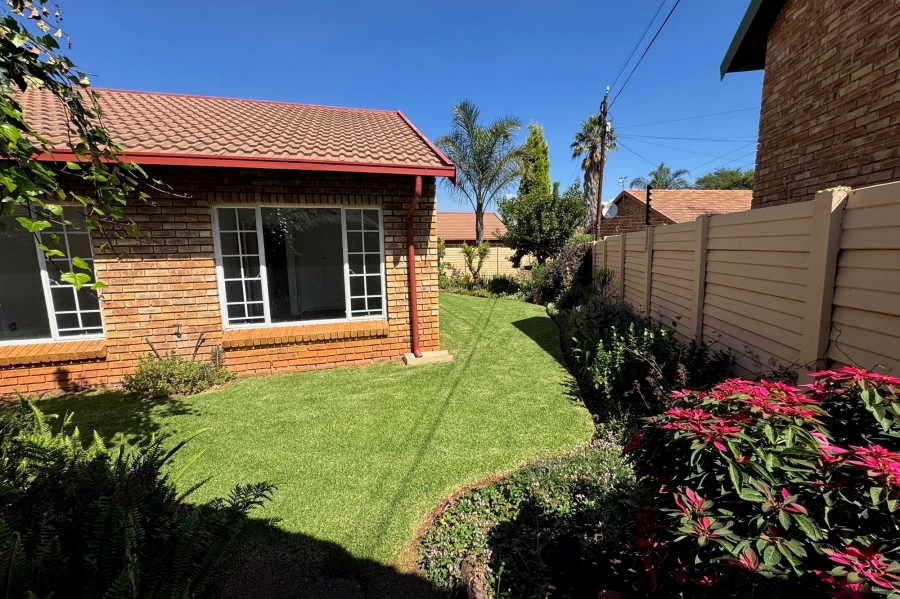 3 Bedroom Property for Sale in Pierre Van Ryneveld Gauteng