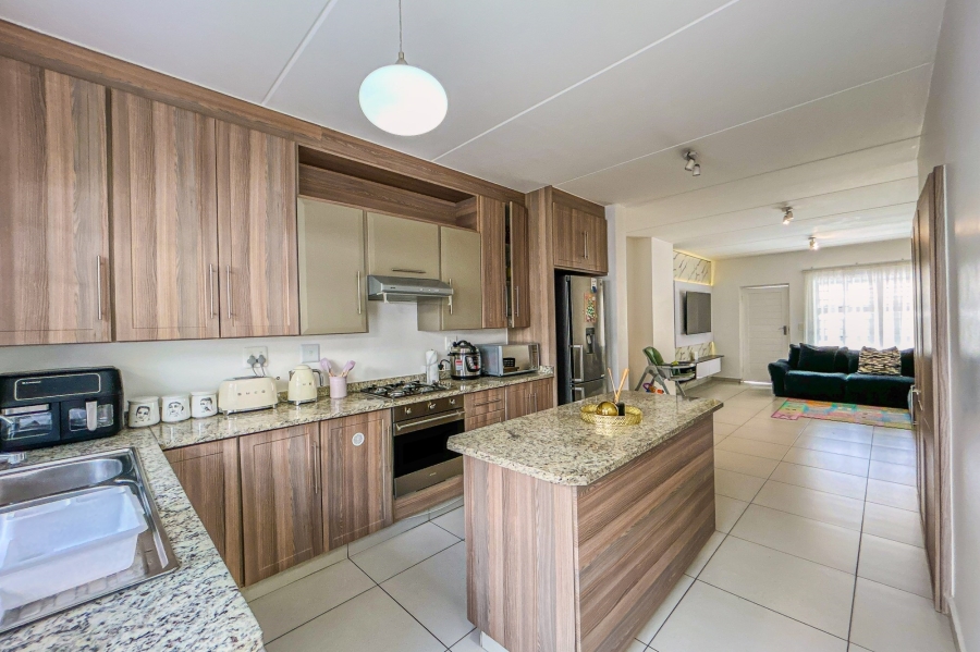 3 Bedroom Property for Sale in Fourways Gauteng
