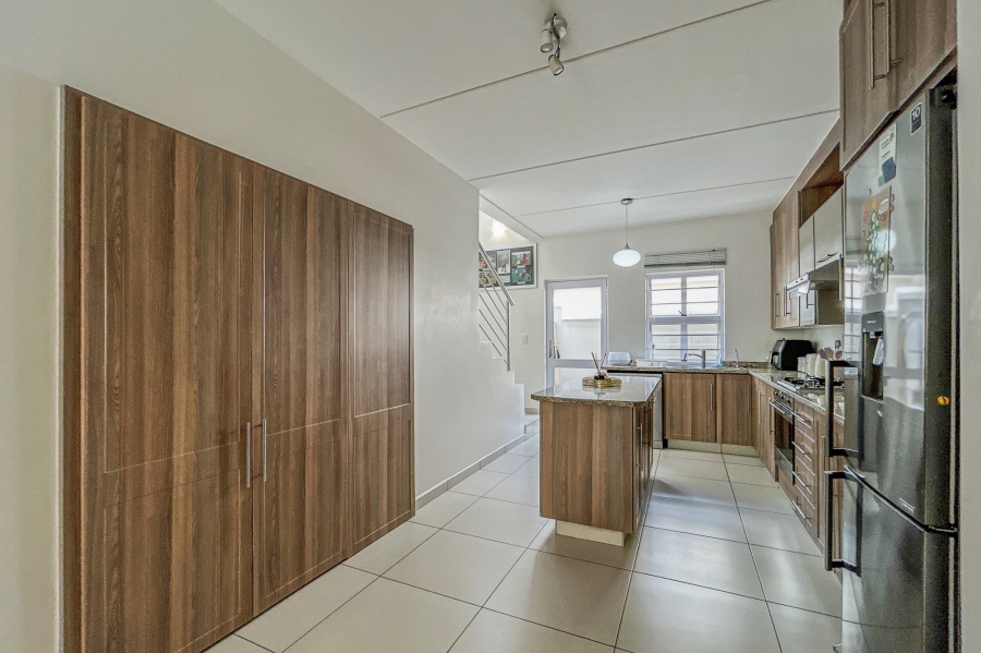 3 Bedroom Property for Sale in Fourways Gauteng