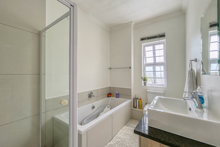 3 Bedroom Property for Sale in Fourways Gauteng