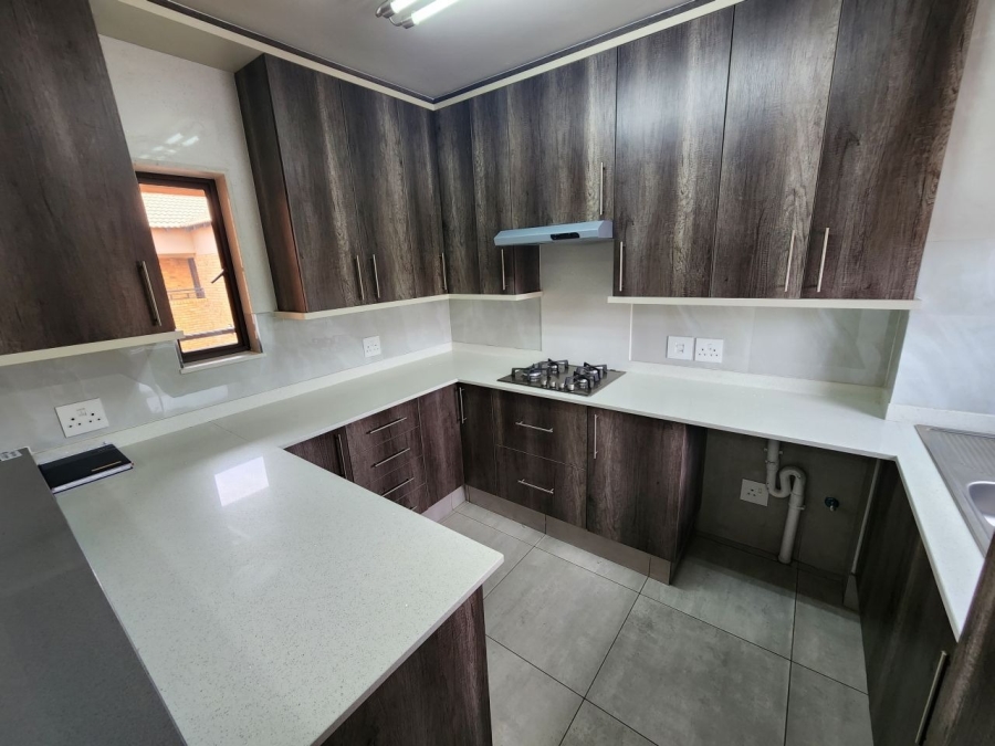 2 Bedroom Property for Sale in Ravenswood Gauteng