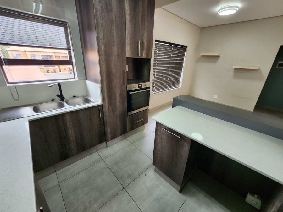 2 Bedroom Property for Sale in Ravenswood Gauteng