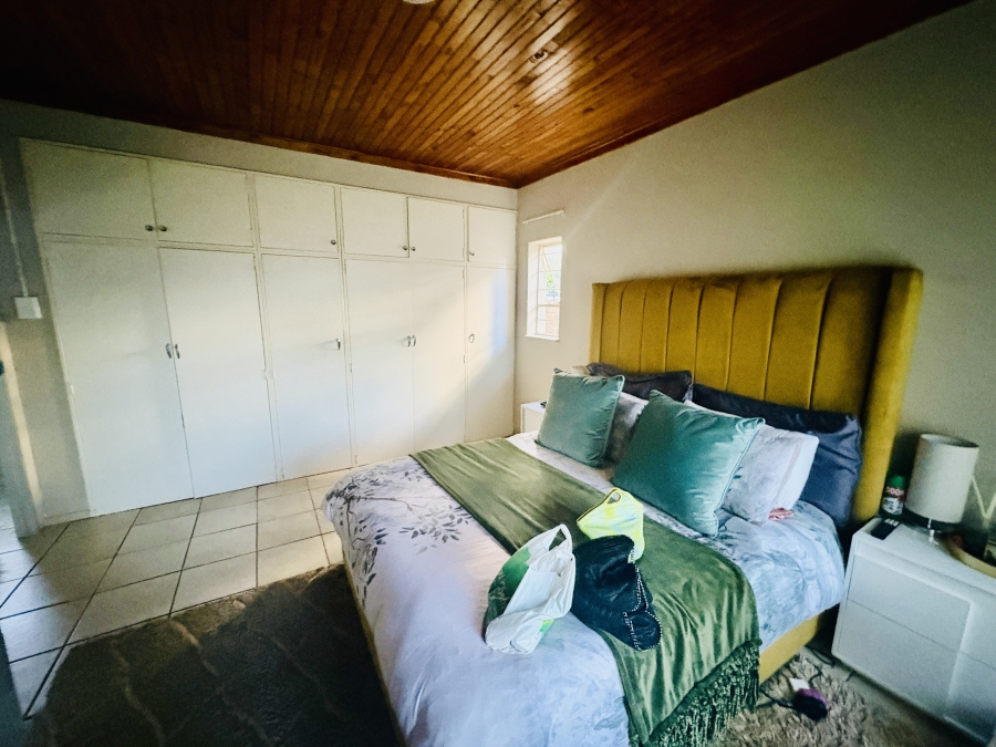 3 Bedroom Property for Sale in Dorandia Gauteng