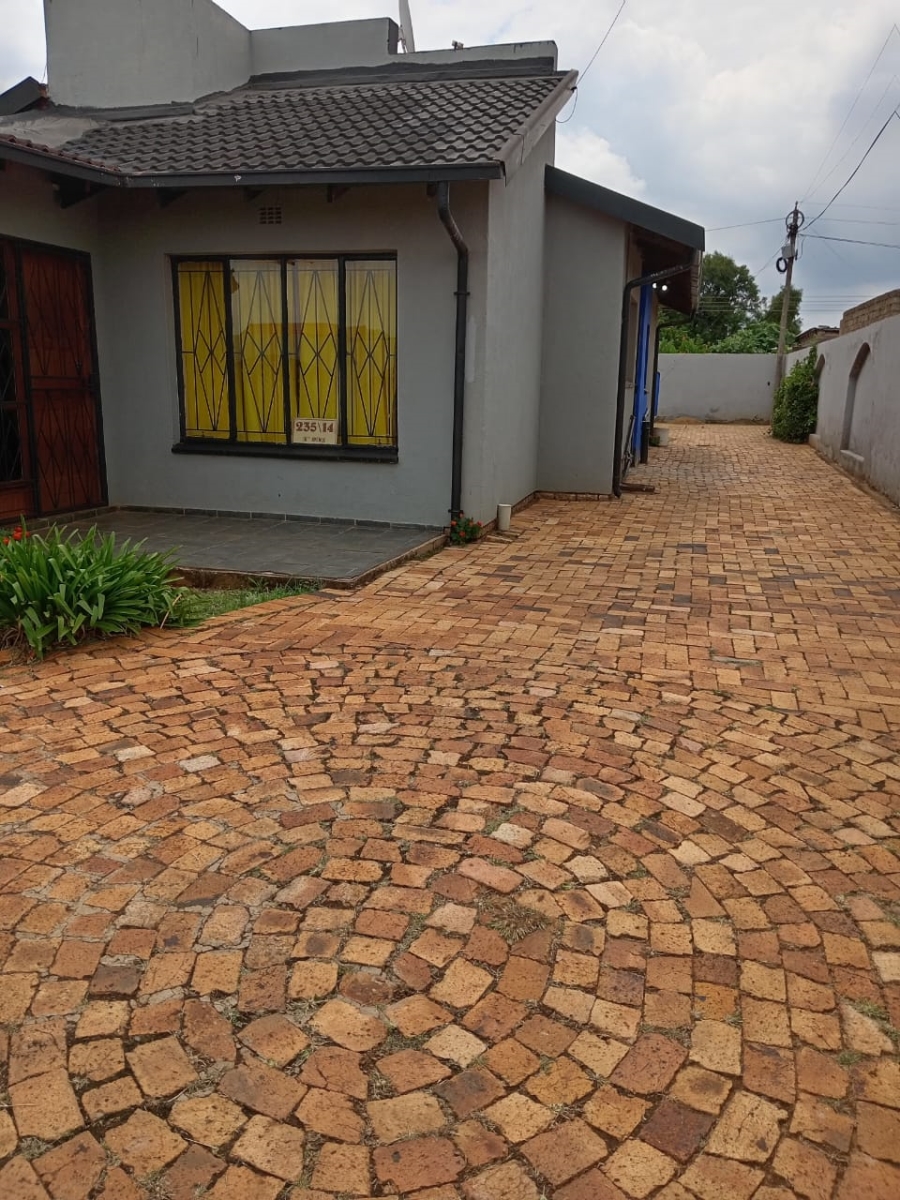 3 Bedroom Property for Sale in Mid Ennerdale Gauteng